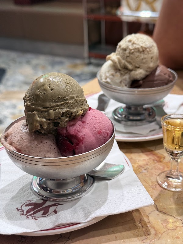 Snack Baby Gelato & Drinks (Hollywood Road) 3