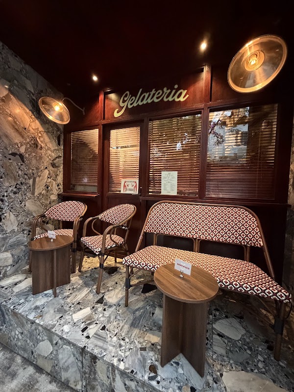 Snack Baby Gelato & Drinks (Hollywood Road) 2