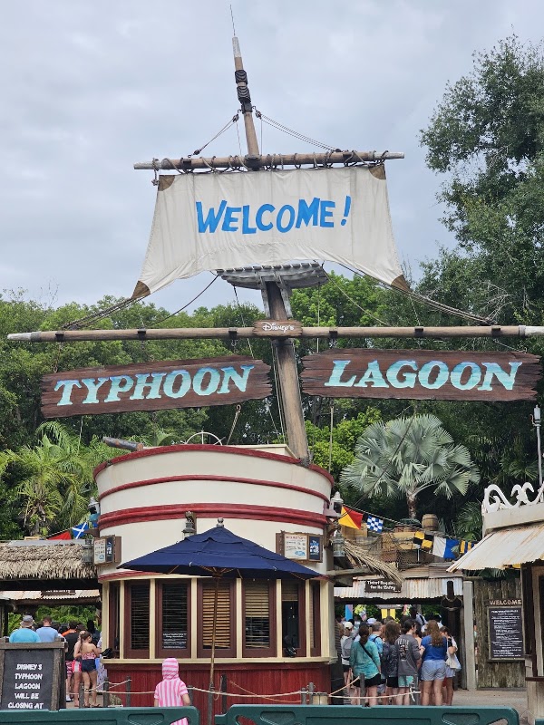 Disney's Typhoon Lagoon Water Park 4