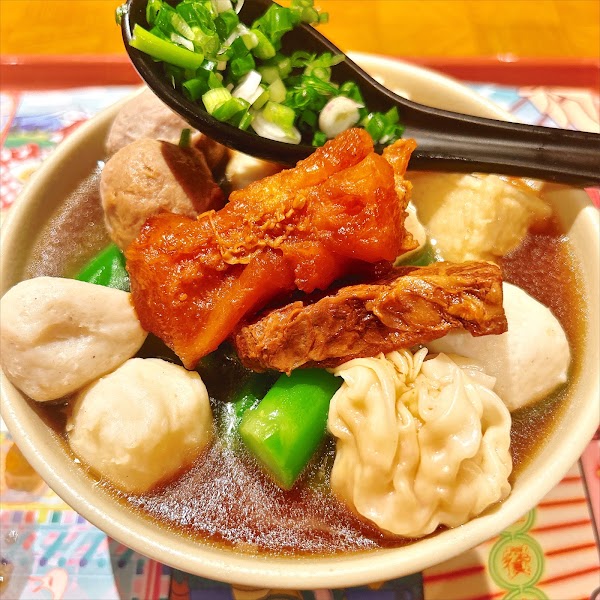 On Lee Noodle Shop 1
