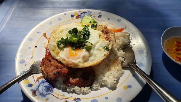 Cơm tấm đêm CUBO 5