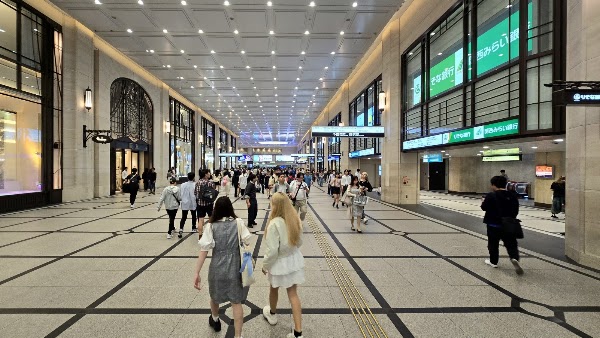 UMEDA HANKYU BUILDING