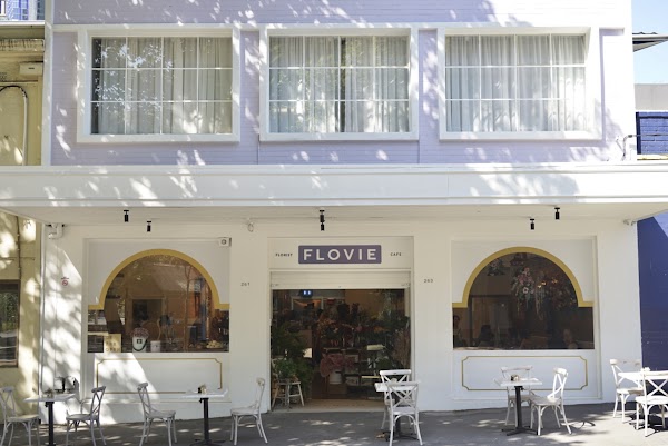 FLOVIE CAFE