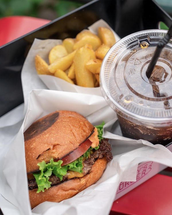 HENRY'S BURGER Daikanyama 3