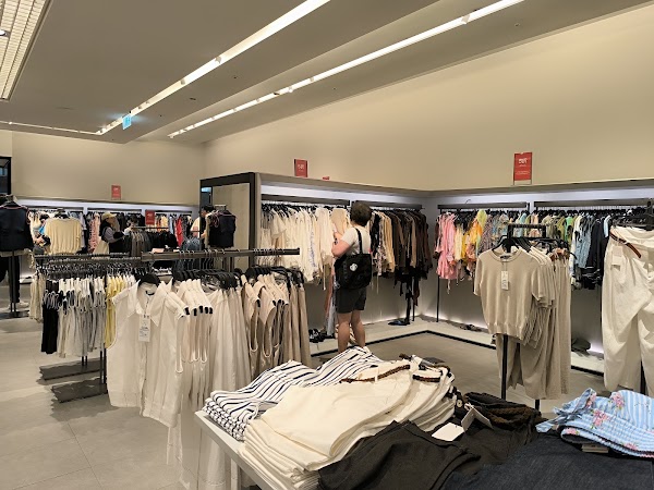 Q Square Mall 4