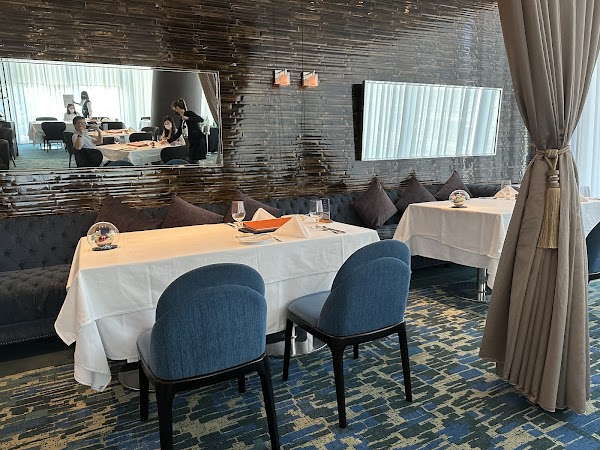 A CUT Steakhouse