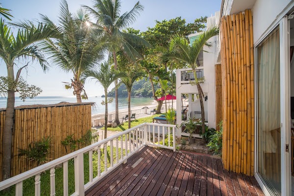 Crystal Bay Beach Resort