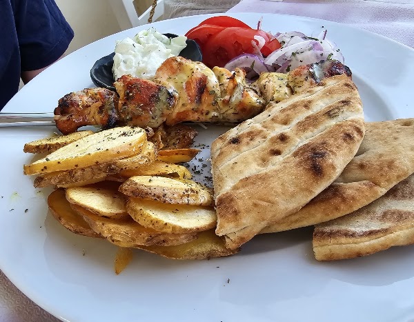 Ouzeri 5