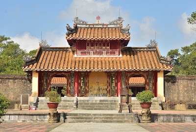 Mausoleum of Emperor Minh Mang 1