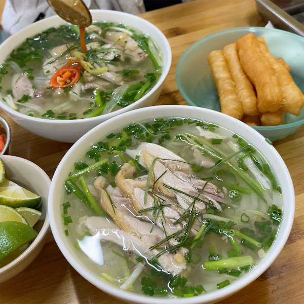 Phở gà Tiến 4