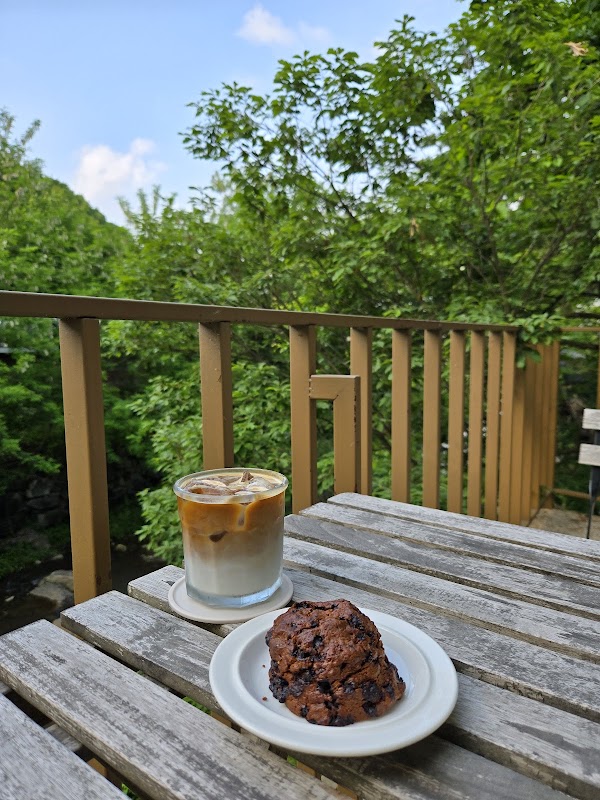 Cafe Coulourer 5