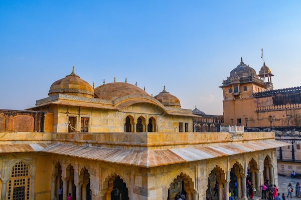 Amber Palace 4