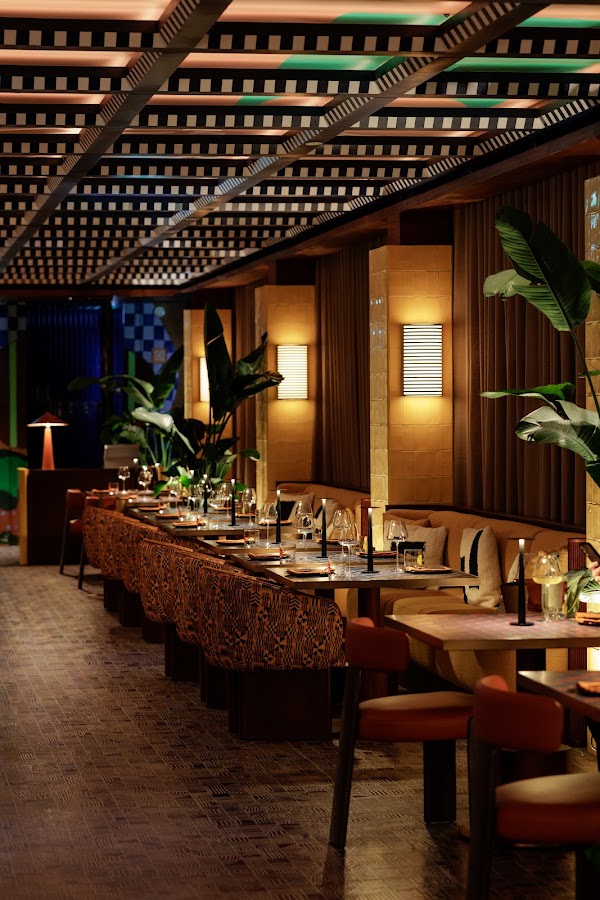 Luzzi Restaurant & Terrace