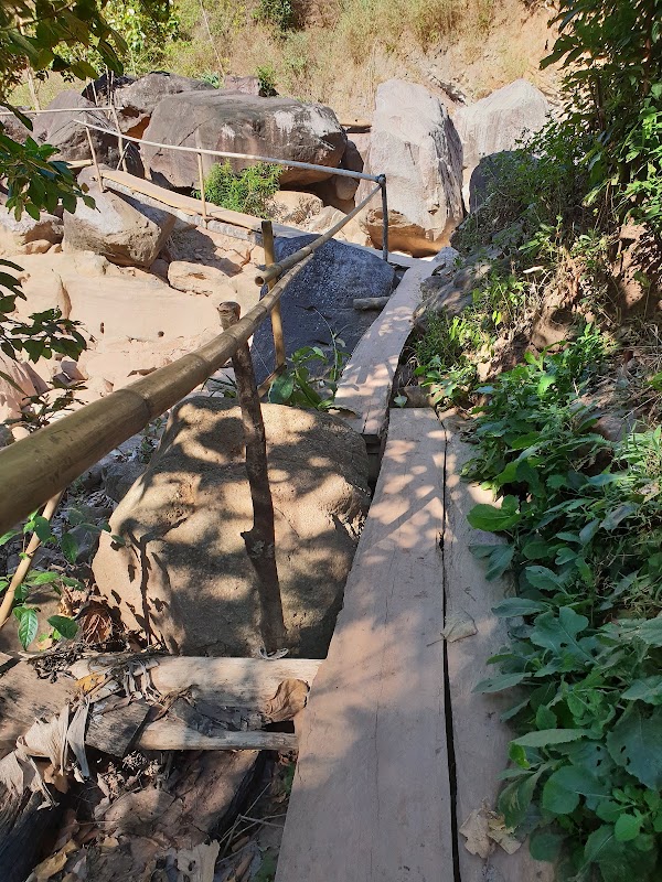 Song Sa Waterfall 5