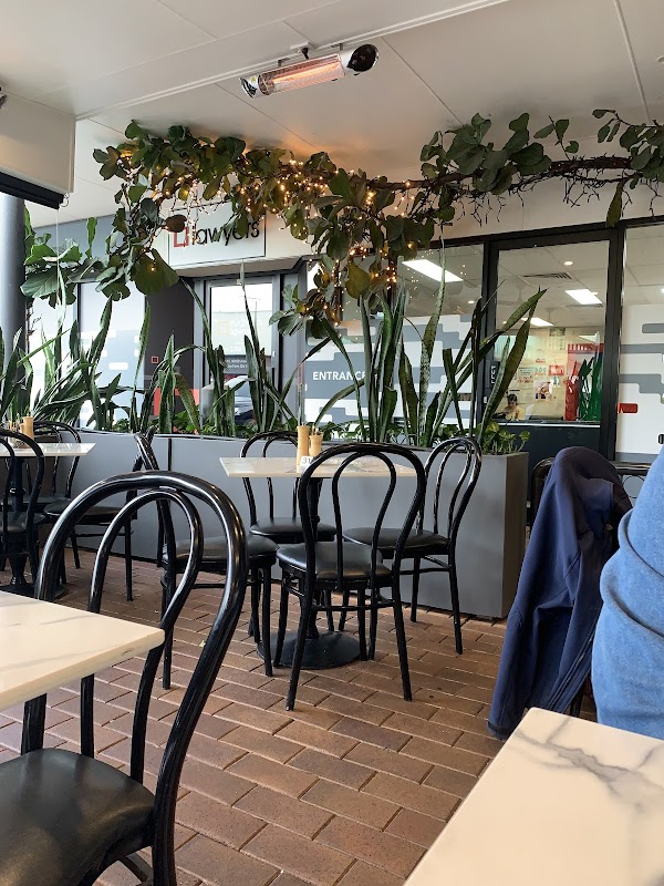 New Farm Deli 3