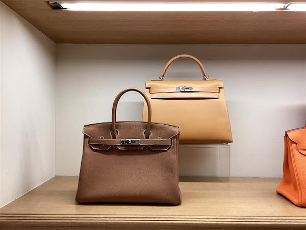 ALLU Ginza store 2