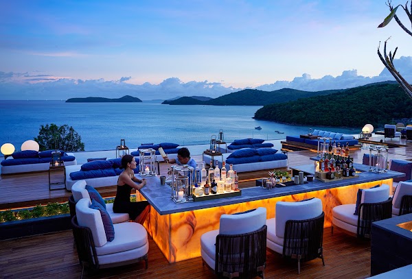 AKOYA|Star Lounge 1