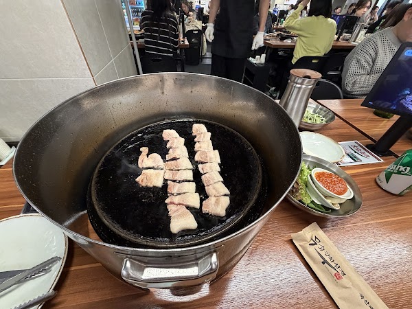 무쇠김치삼겹, 명동 맛집 & 고기집ㅣ明洞 レストラン サムギョプサル グルメㅣ餐廳 美食 烤肉 3