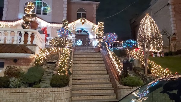 Dyker Heights 5