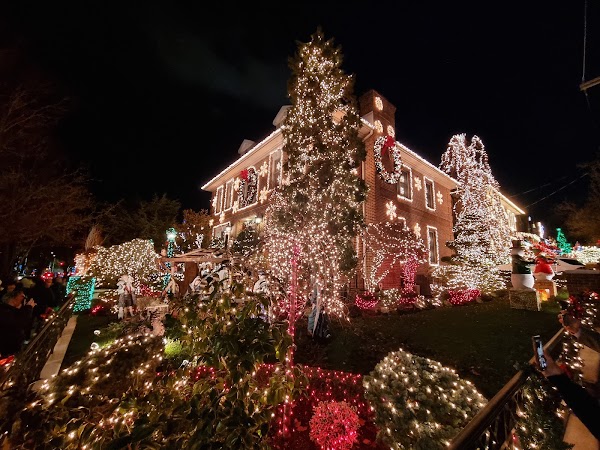 Dyker Heights 2