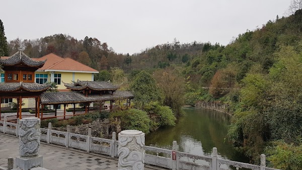 紫云格凸河穿洞风景名胜区 2