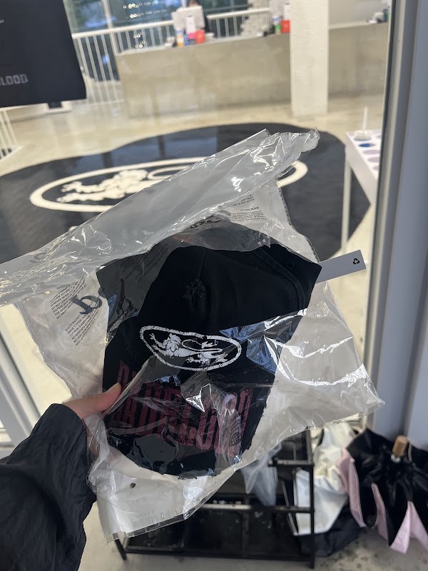 BADBLOOD Seongsu Flagship Store 4