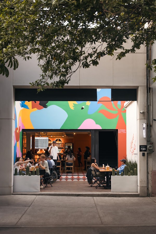 Taproom Dos Aves