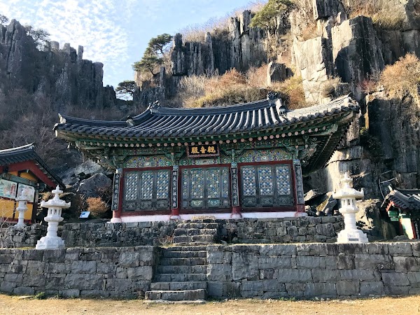 Gyubong-Am