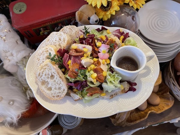 The Little Sunday Café - Breakfast & Brunch 4