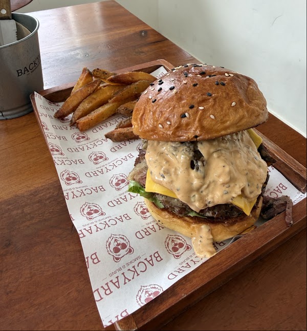 Backyard Smoke and Buns - Pakuningratan 4