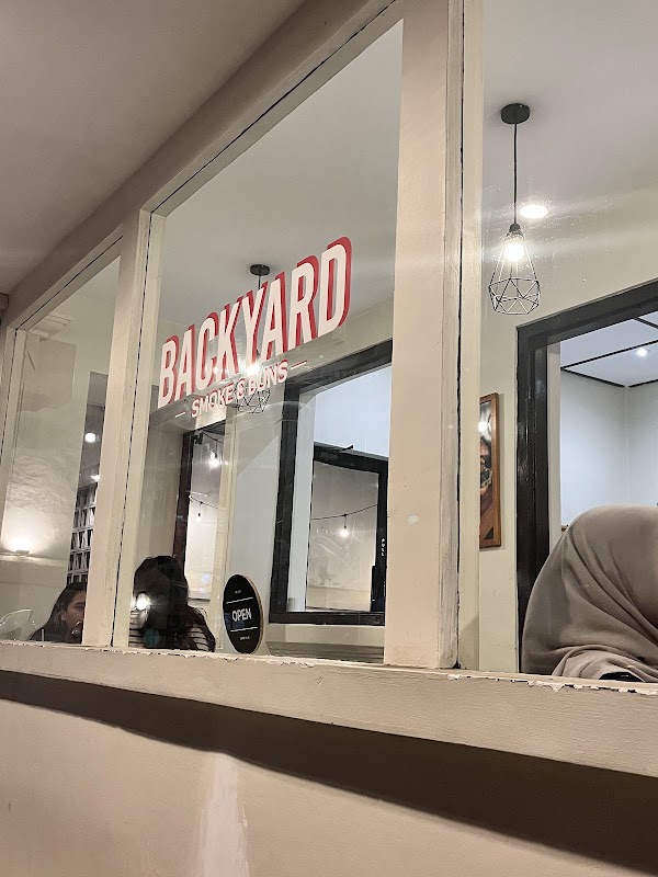 Backyard Smoke and Buns - Pakuningratan 2