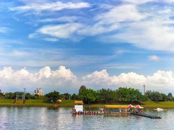 Dongshan River Water Park 3