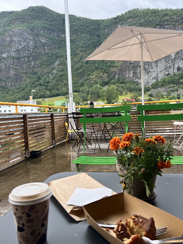 Marianne Bakery & Cafe