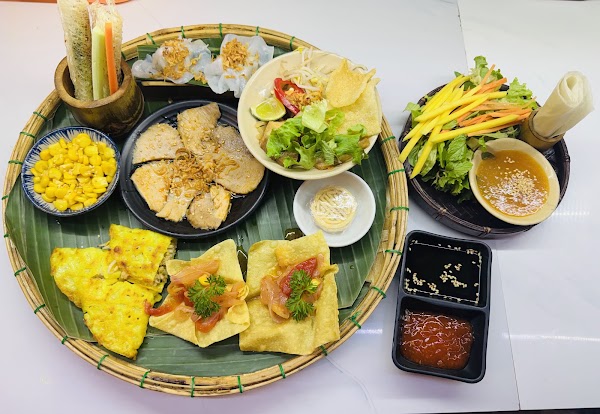 A Little Kitchen Restaurant - Bếp Nhỏ 3