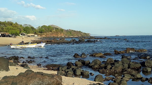 Playa Los Cobanos 4