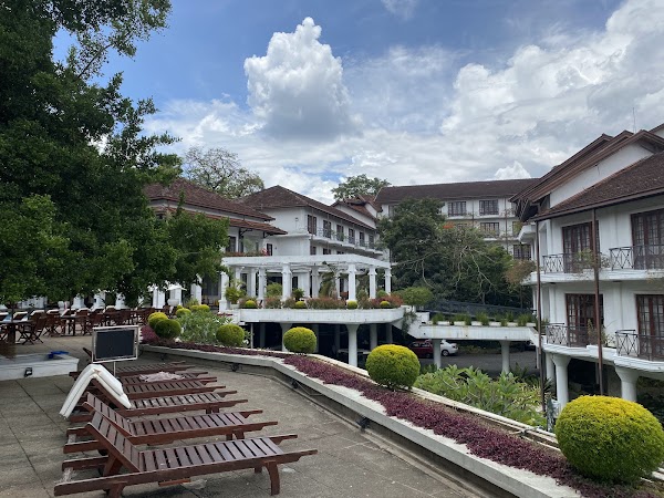 Mahaweli Reach Hotel