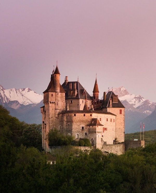 Menthon-Saint-Bernard Castle 5