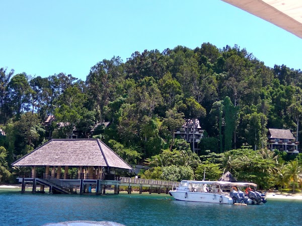 Gaya Island 1
