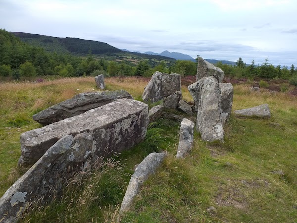 Giants’ Graves 1