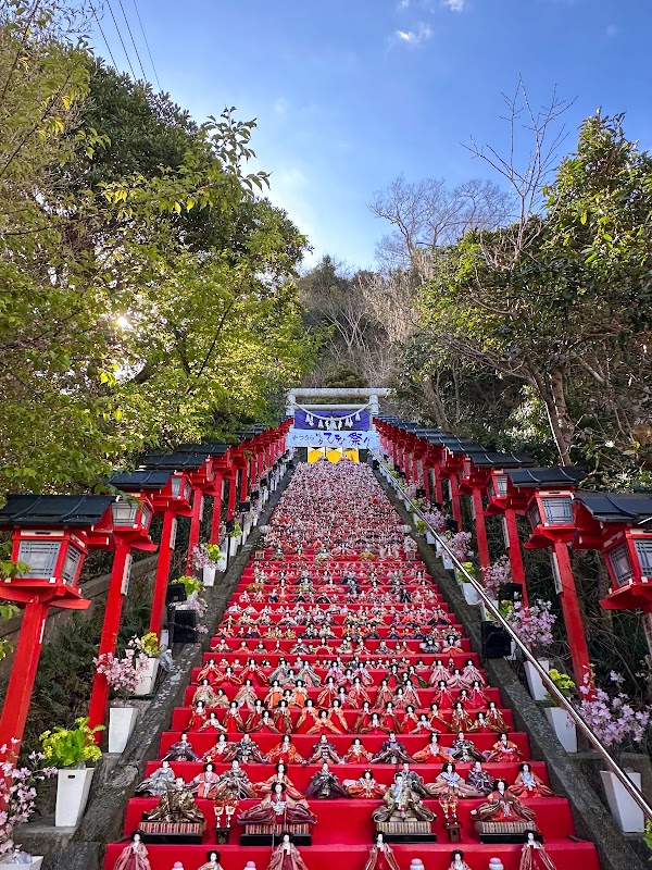 Tomisaki Shrine