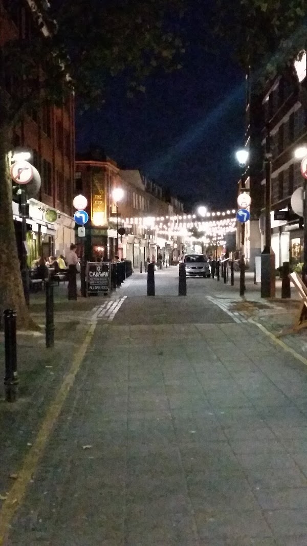 Exmouth Market 3