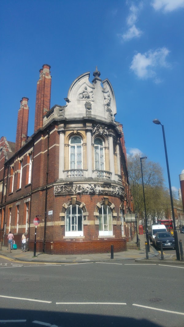 Exmouth Market 2