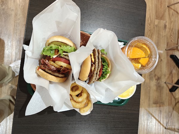 Mos Burger - Tokyo Tower (2nd Floor) 5