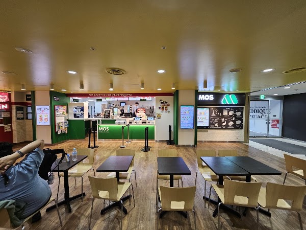 Mos Burger - Tokyo Tower (2nd Floor) 3