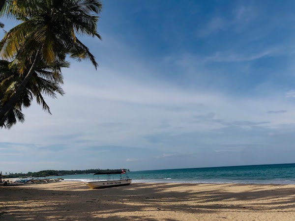 Uppuveli Beach
