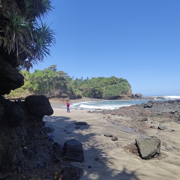 Pantai Soan Galuh