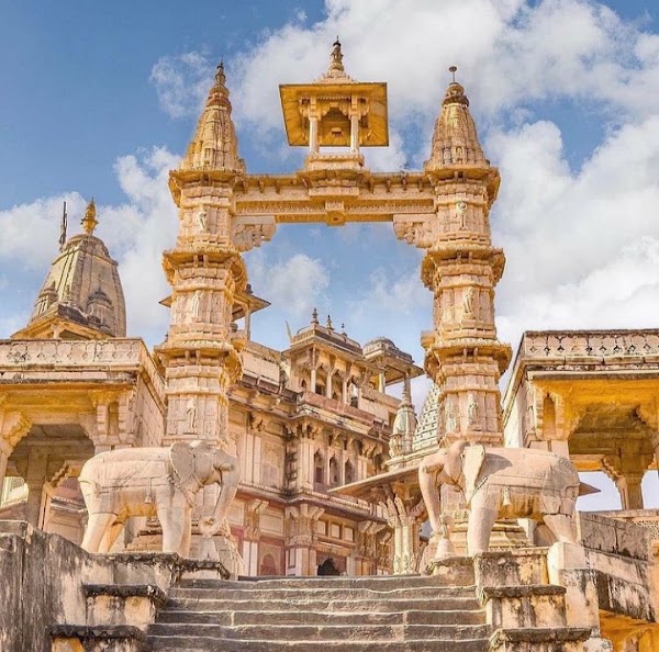 Shri Jagat Shiromani ji Temple ( Meera mandir ) 5