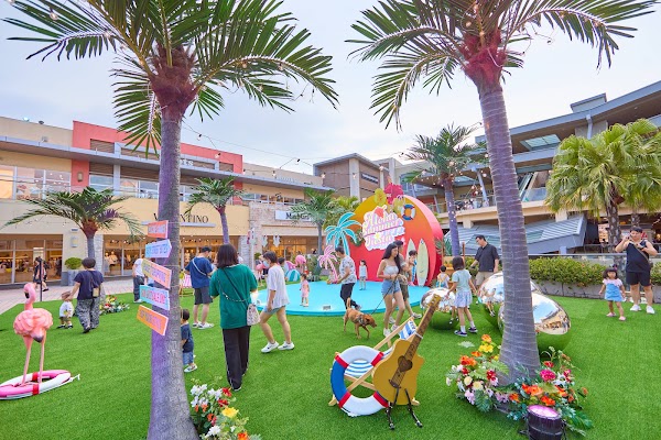 Gloria Outlets 5