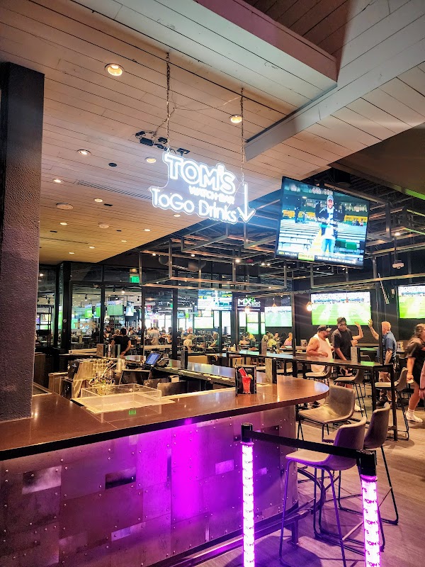 Tom's Watch Bar 2