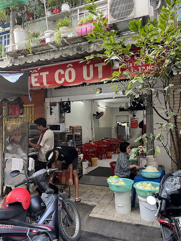 Bò Bít Tết Cô Út